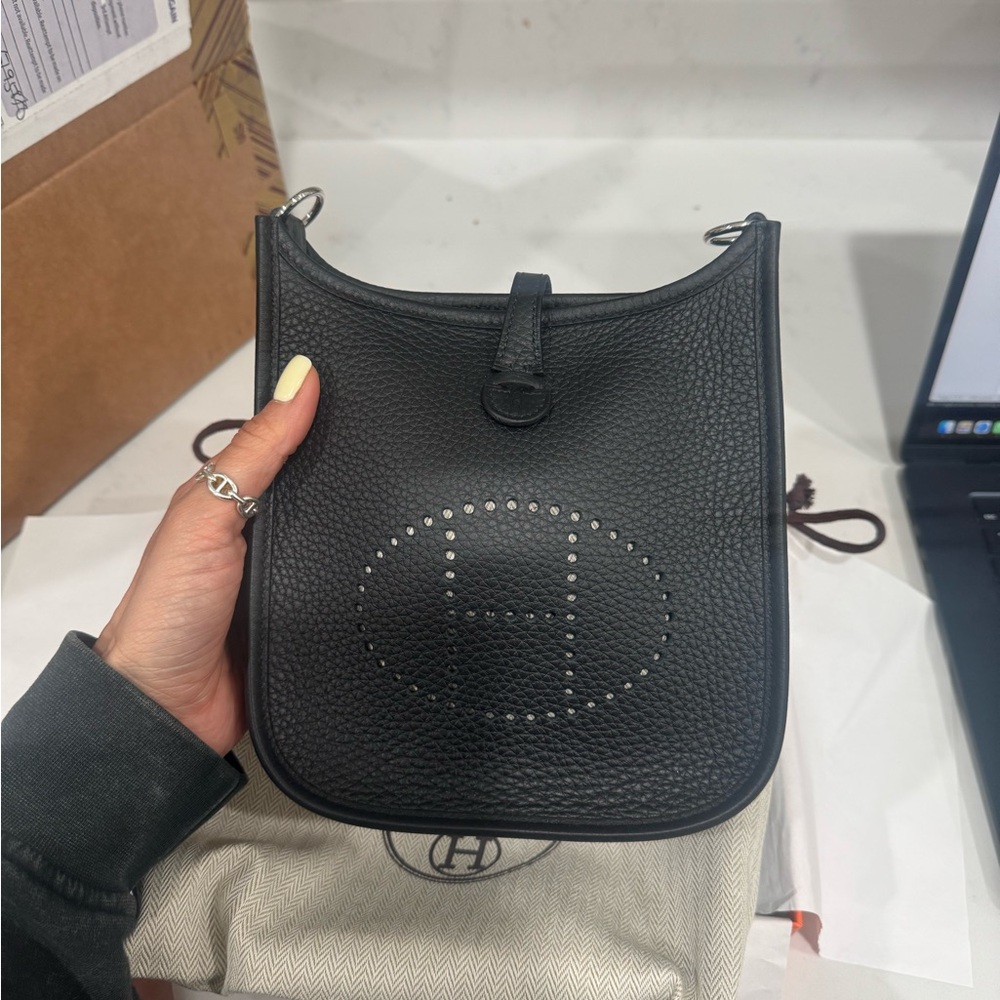 Hermes BRAND NEW mini Evelyn 16 TPM black with phw